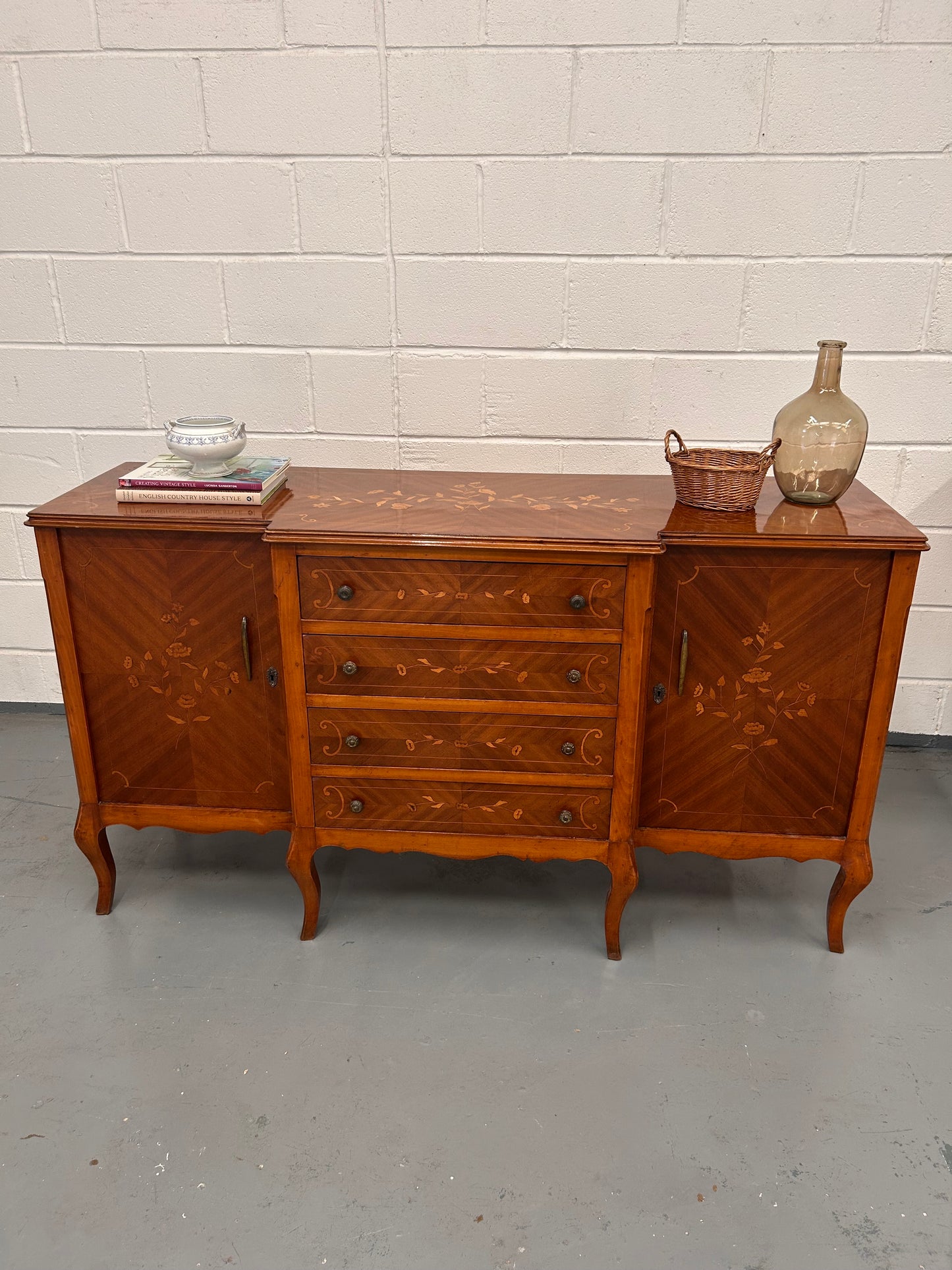 Beautifully shaped Vintage French sideboard with 4 drawers 2 cupboards