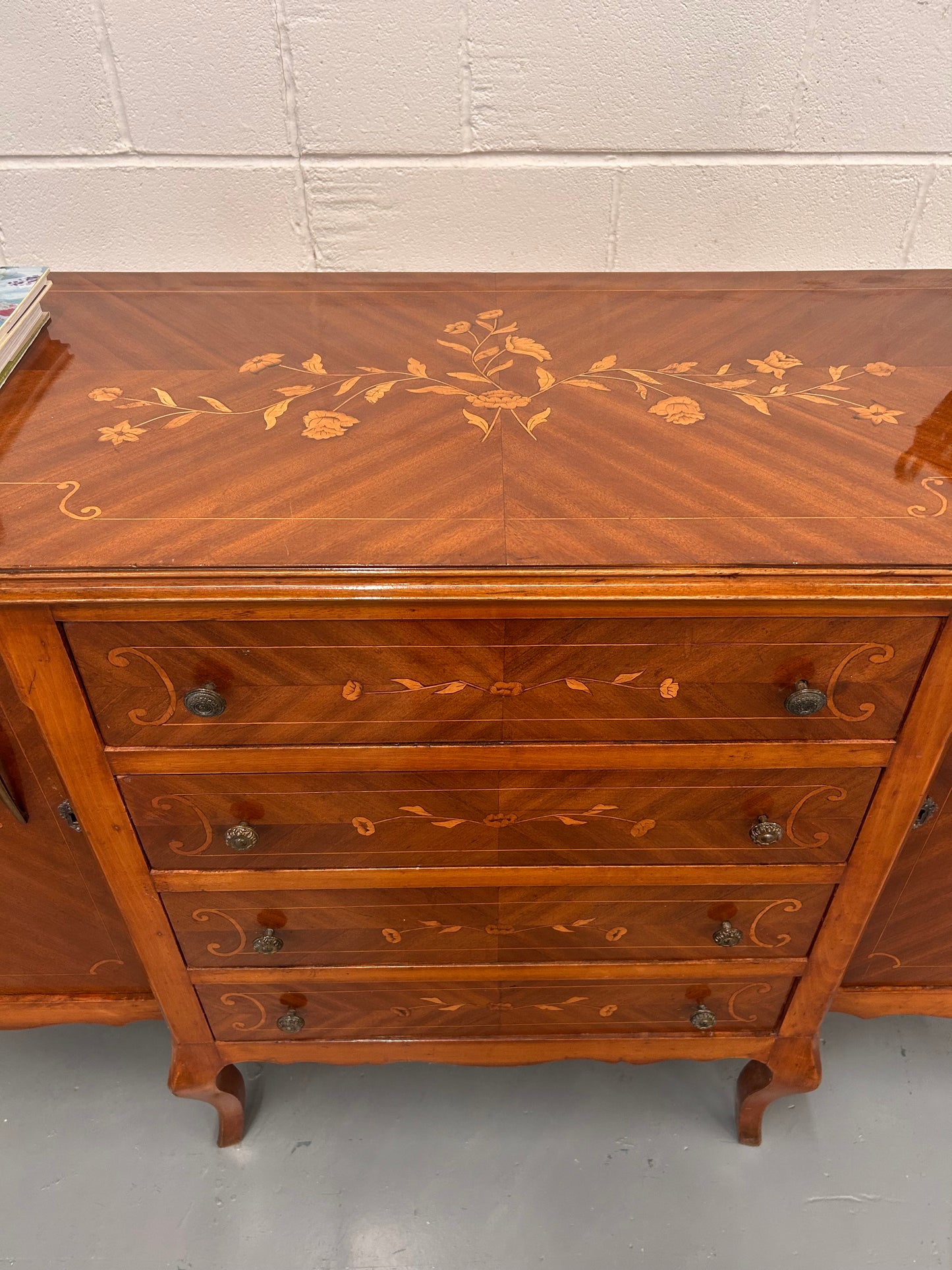 Beautifully shaped Vintage French sideboard with 4 drawers 2 cupboards