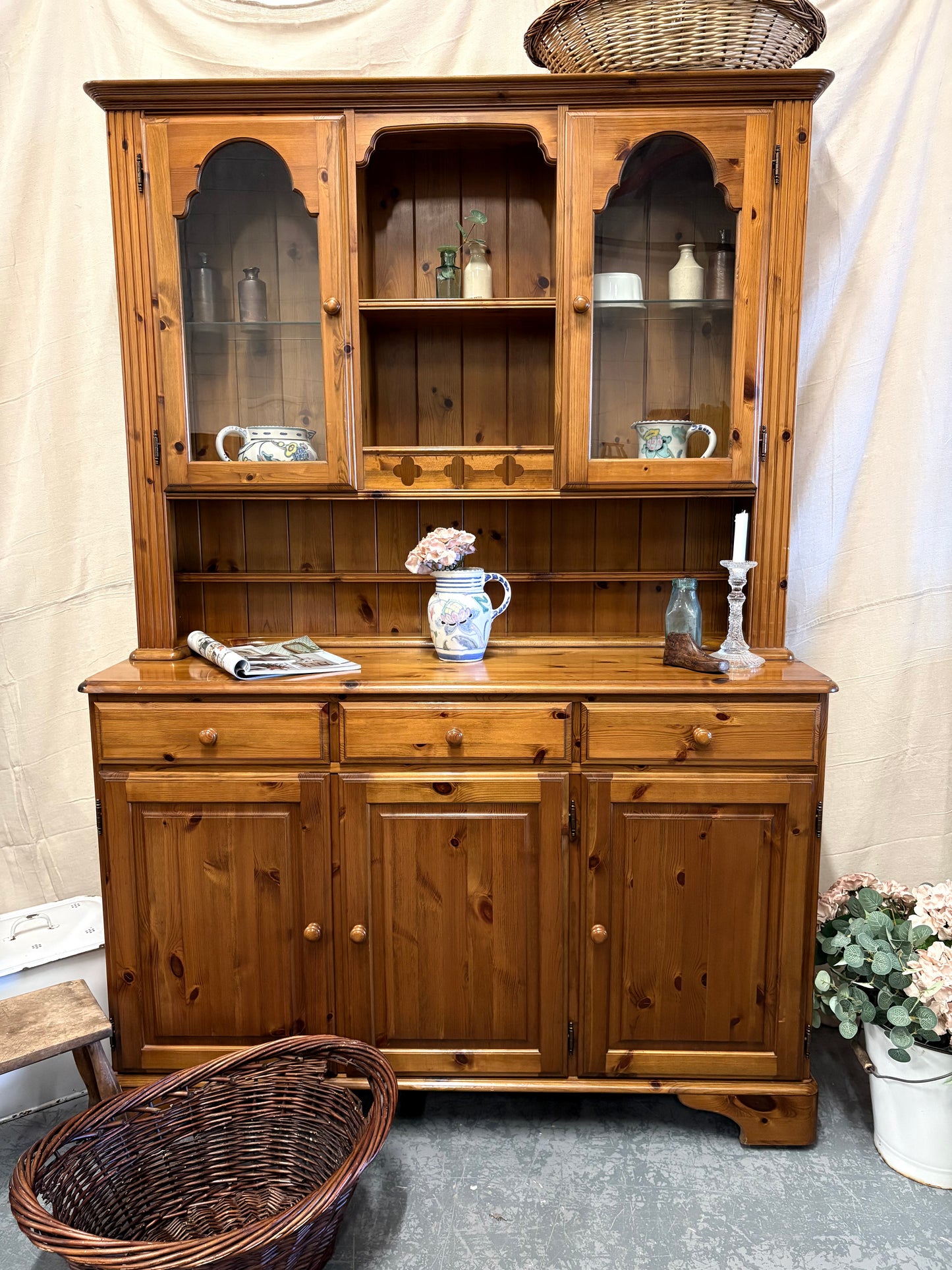 Vintage Pine Country Kitchen Dresser - Display Storage UK Delivery Ex Condition