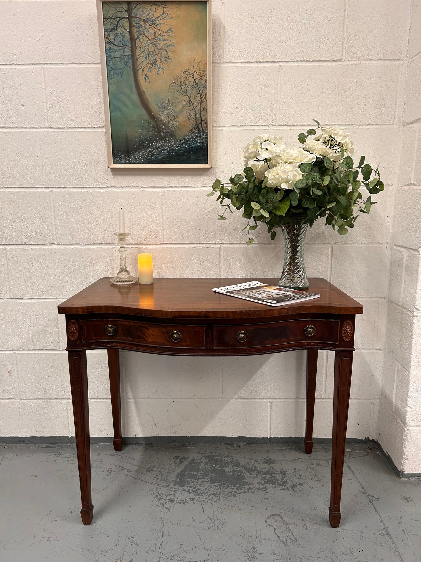Vintage 1980’s Mahogany side table /writing desk elegant item nice condition