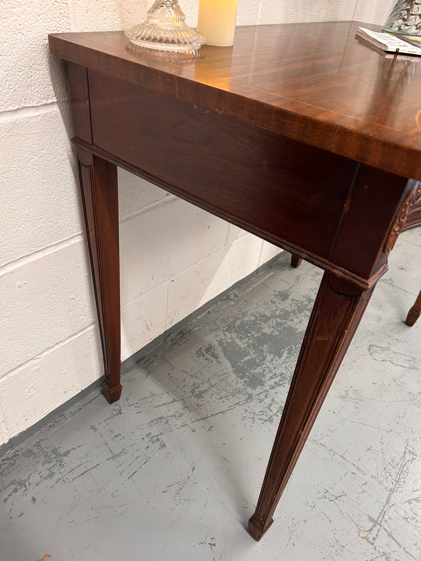Vintage 1980’s Mahogany side table /writing desk elegant item nice condition