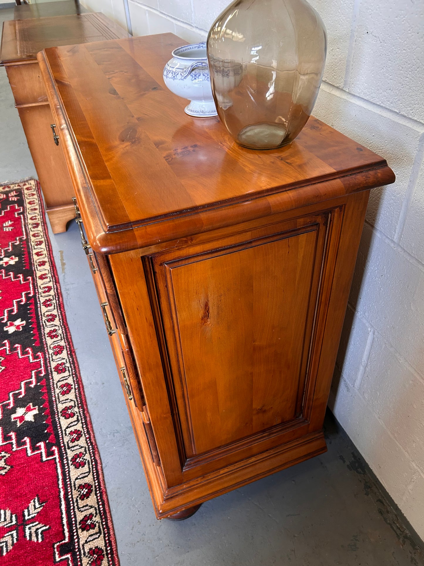 Vintage 20th Century Chest of Cherry wood drawers excellent clean condition
