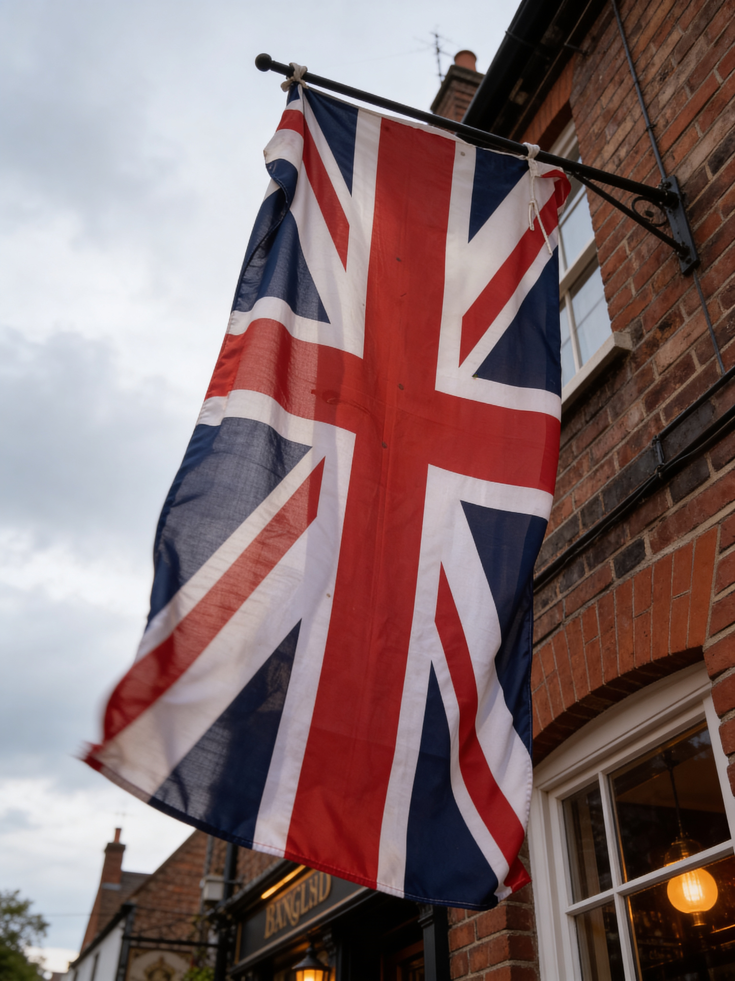 Large Fabric Vintage 76x30” Union Jack with Toggle