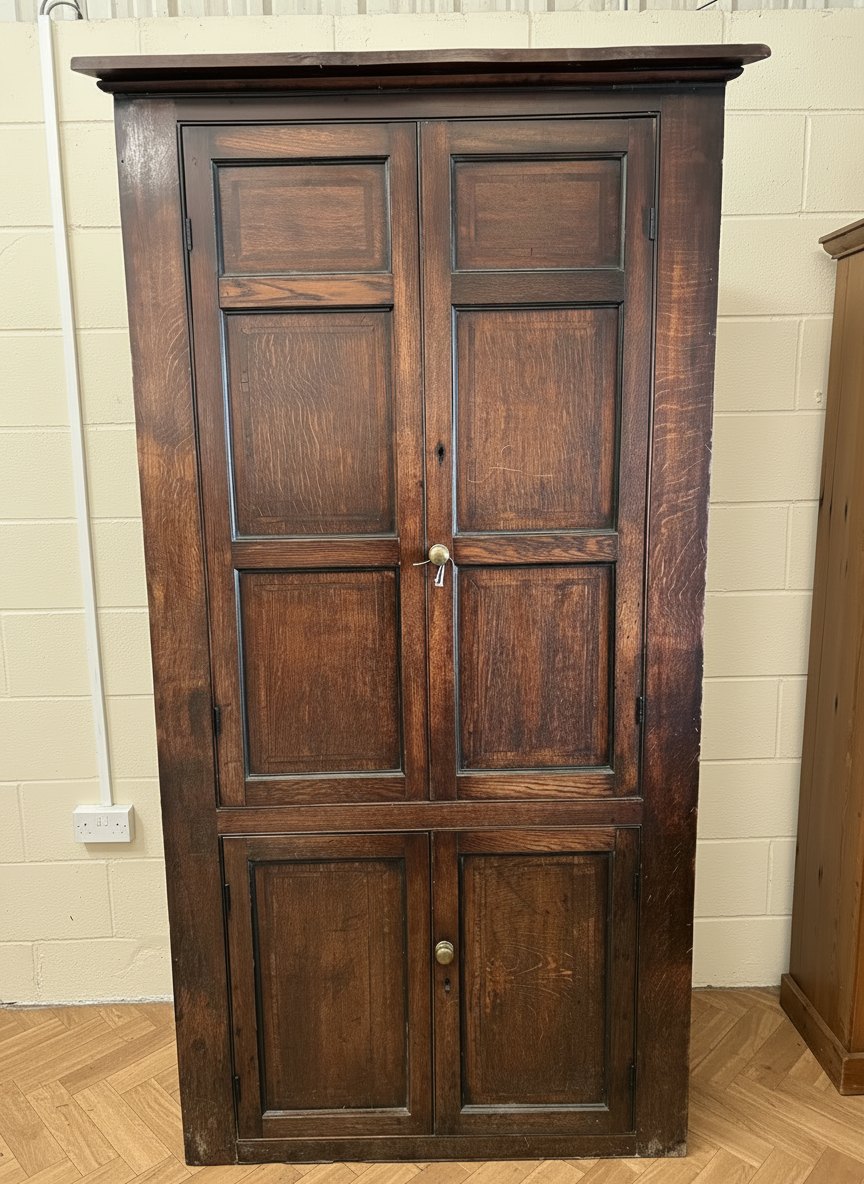 Large Antique Georgian Double Oak Corner unit with key 2.15M