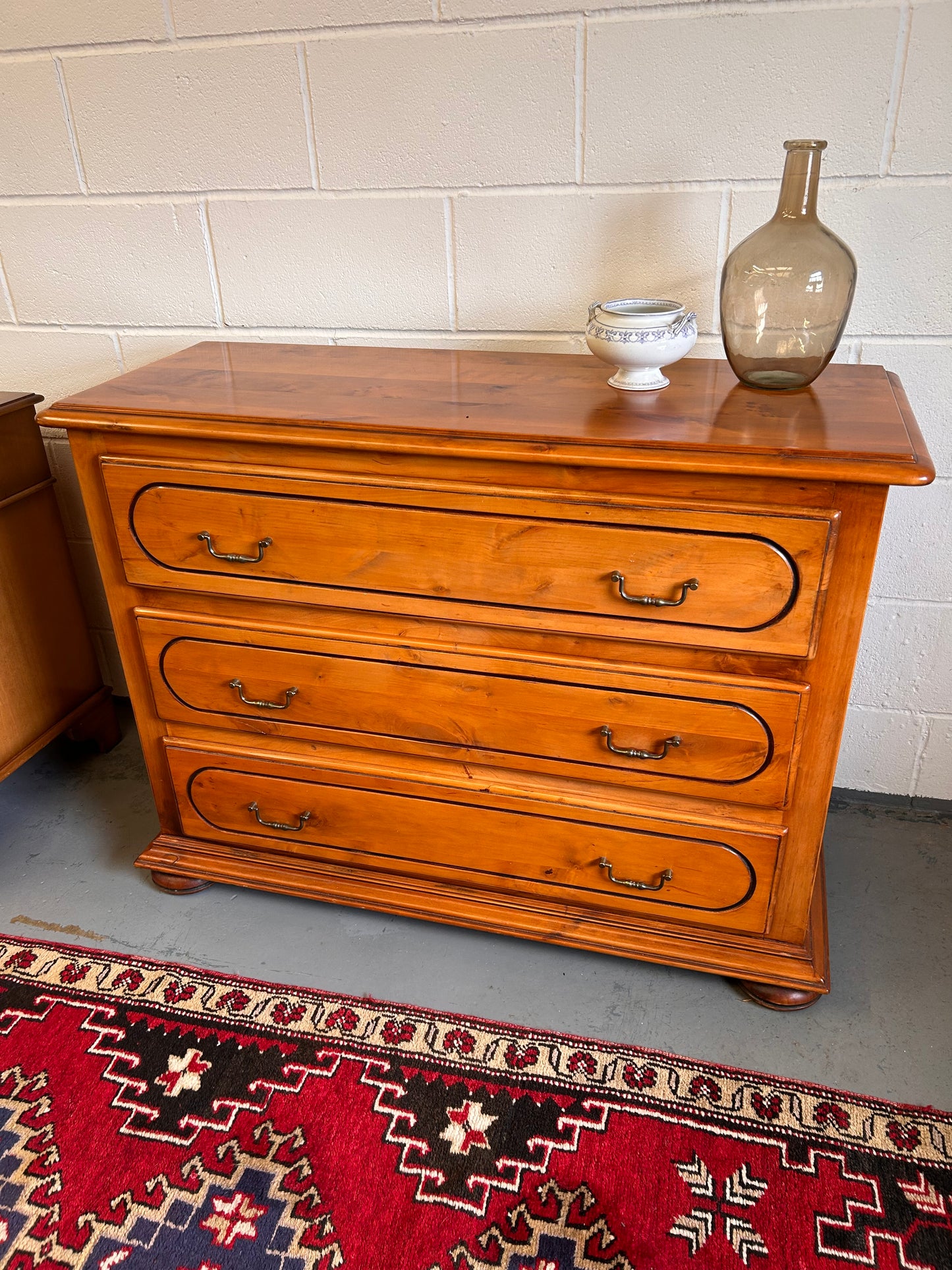 Vintage 20th Century Chest of Cherry wood drawers excellent clean condition