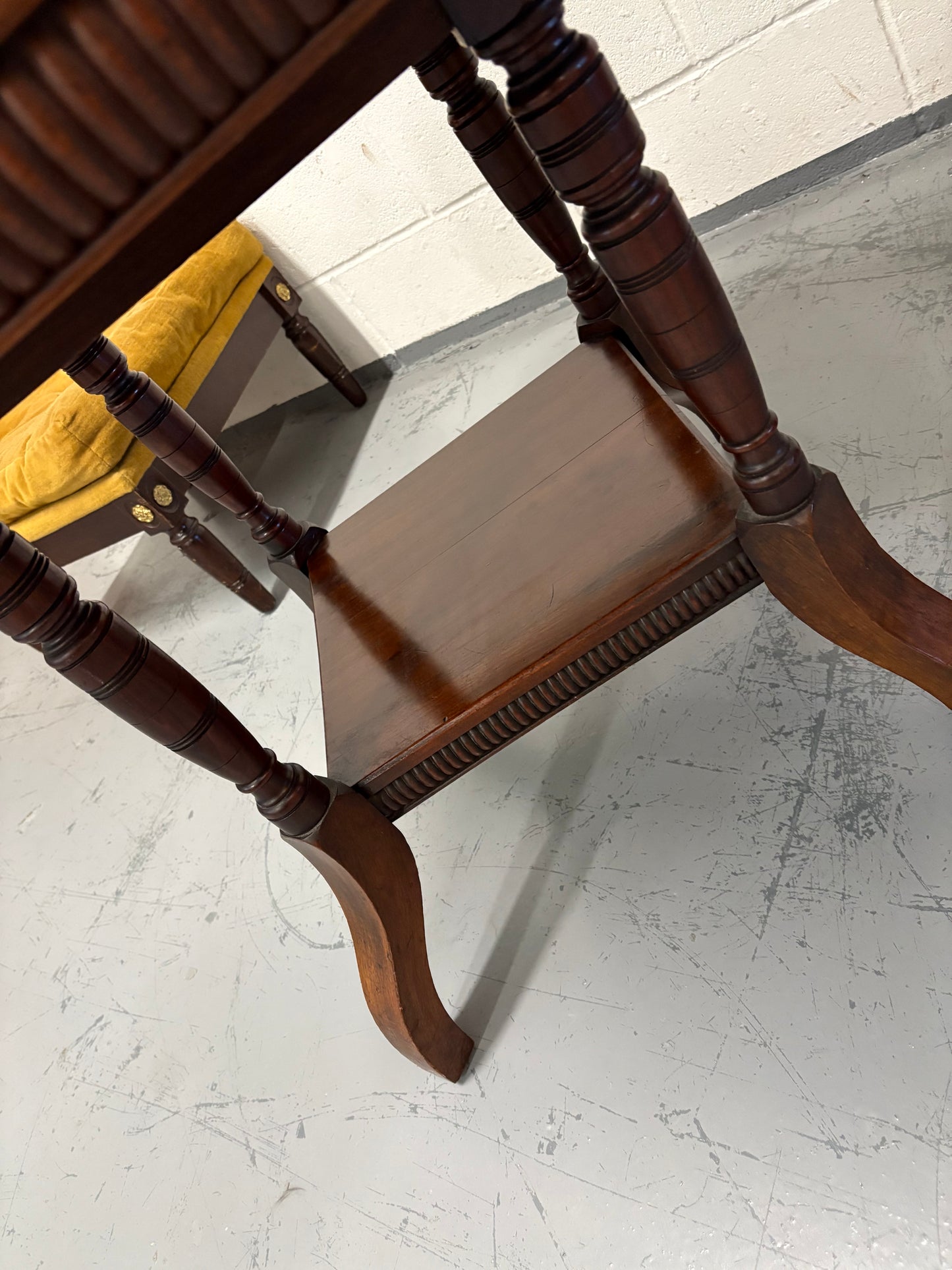 Antique Mahogany Octagonal Centre Table with Undershelf