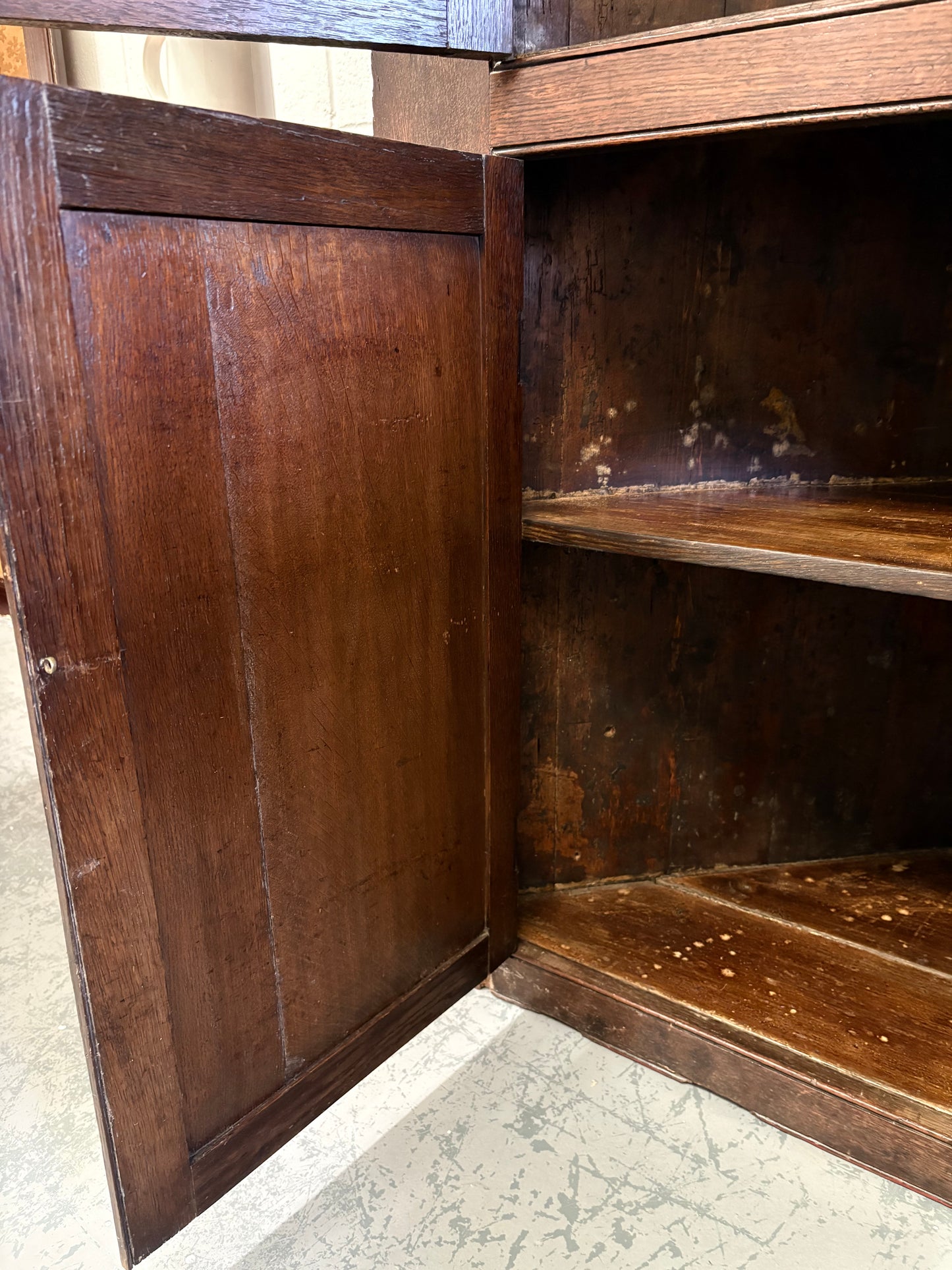 Large Antique Georgian Double Oak Corner unit with key 2.15M