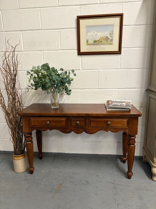 Broyhill Vintage Console Table Heavy Quality Piece Delivery UK