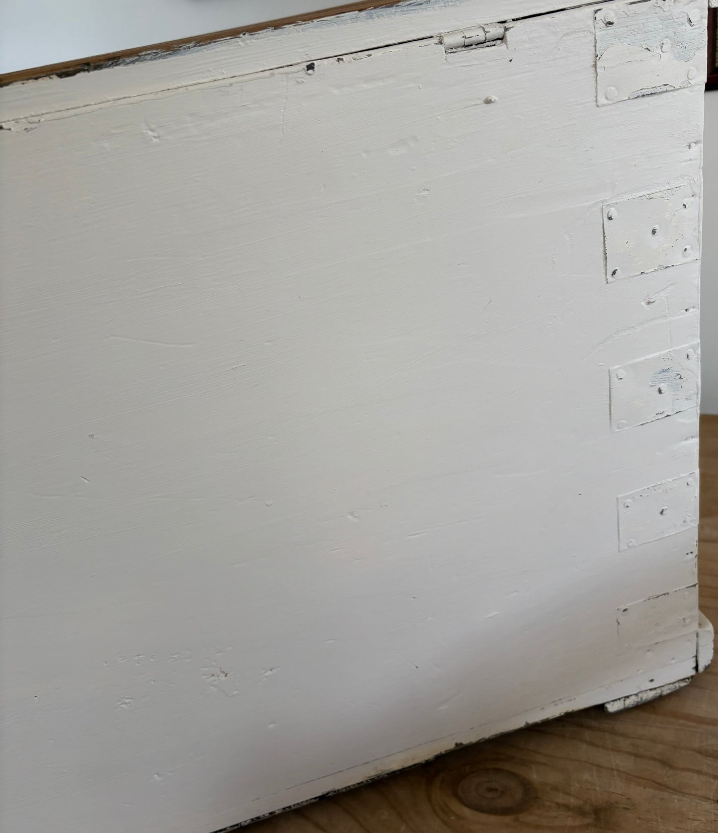 Old Victorian painted shabby pine blanket box / trunk / coffee table / storage chest