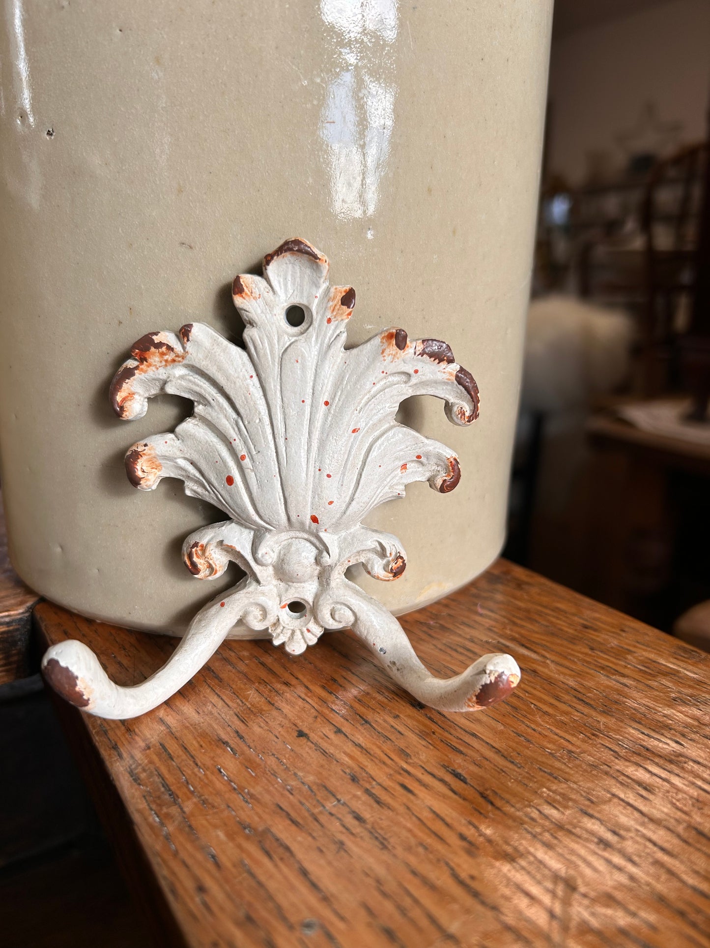 White Painted metal Rusty twin acanthus wall hook