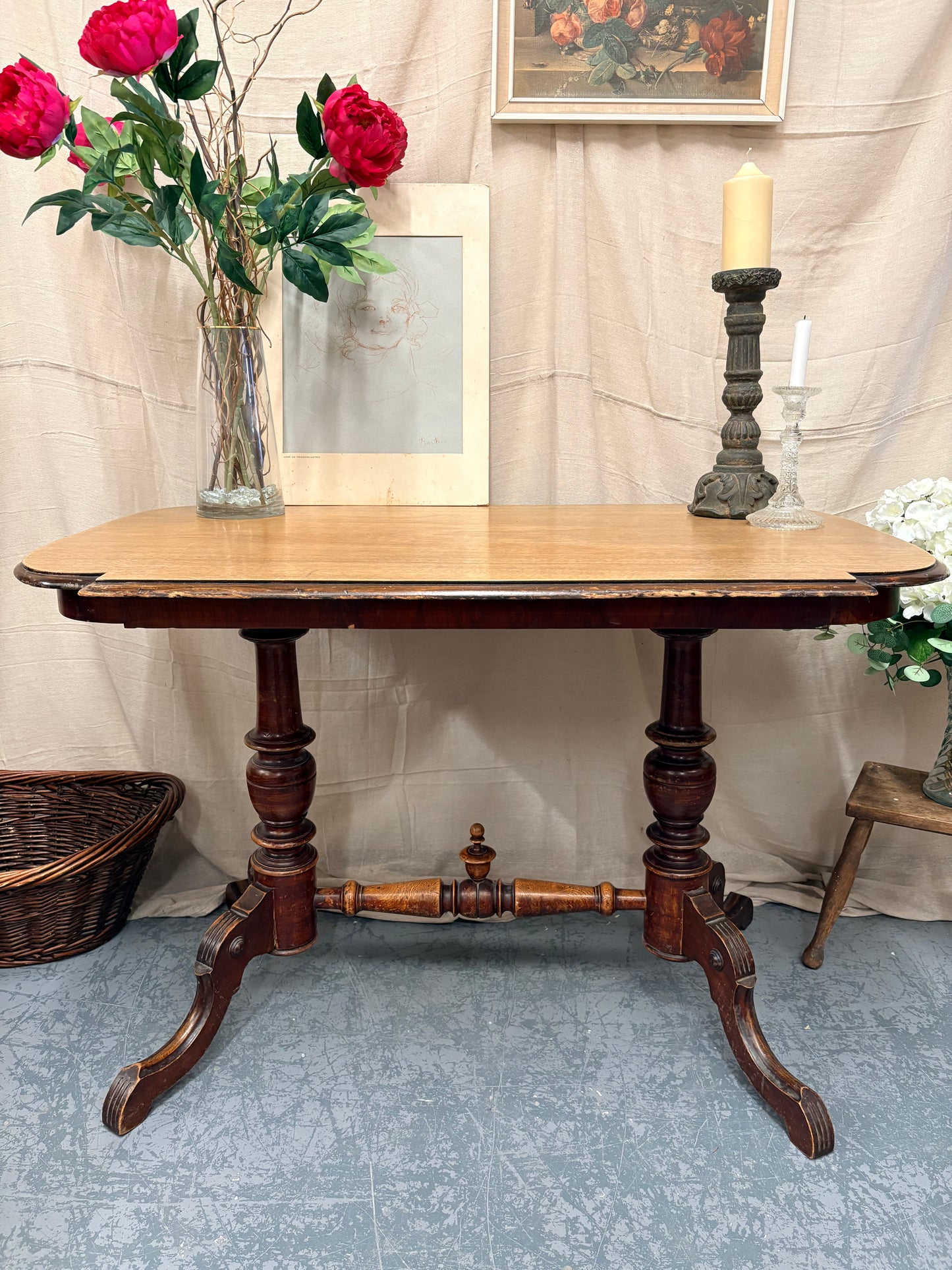 Traditional Victorian Mahogany sofa side / console Table / Desk /Dressing Table