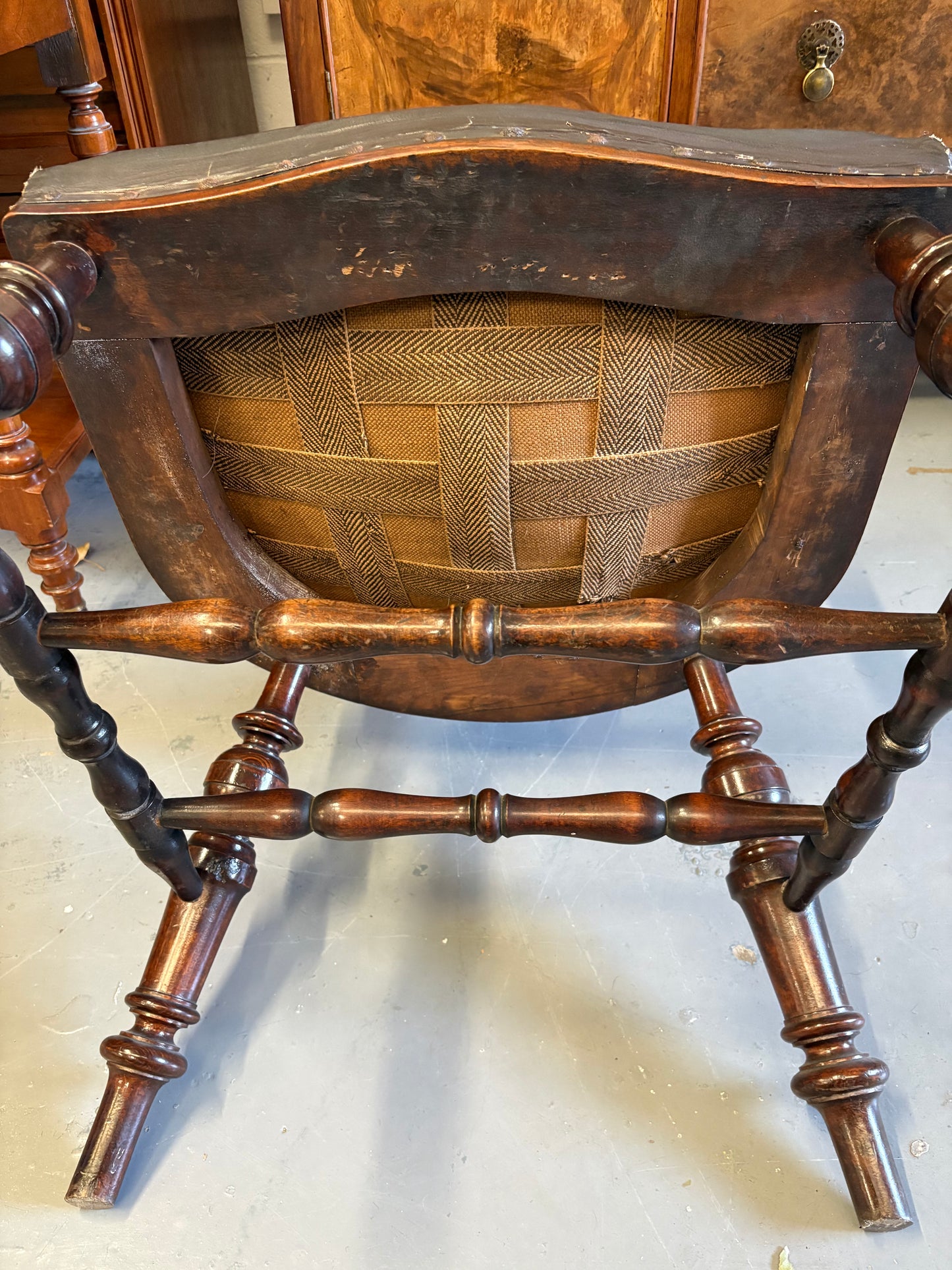 Smokers Bow armchair - solid sturdy. Beautiful quality item.  Great desk chair
