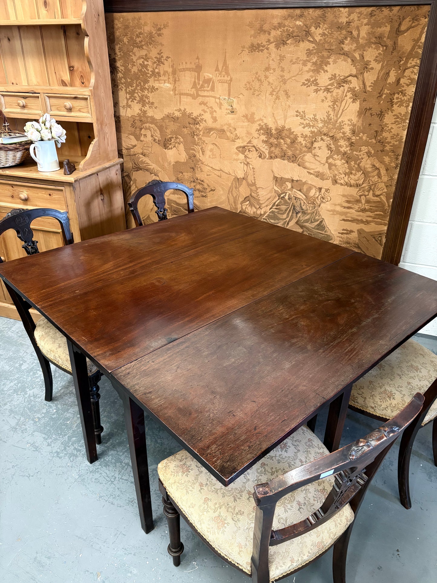 Antique Early 19th Century Mahogany Drop leaf Dining Table