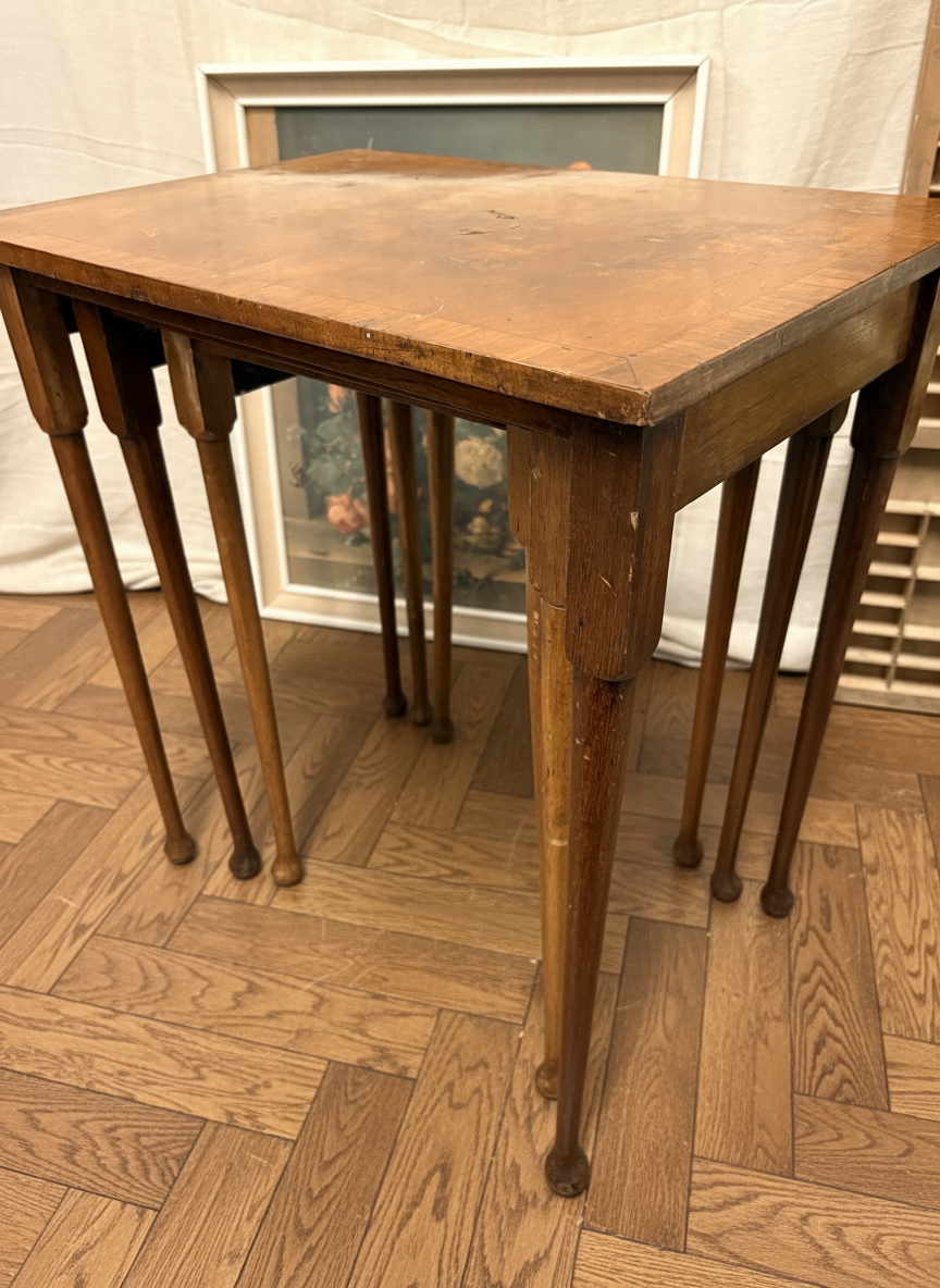 Nest of Antique Burr Walnut Coffee / lamp side / living room tables