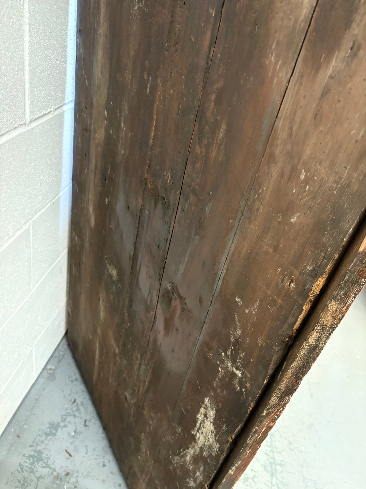 Large Antique Georgian Double Oak Corner unit with key 2.15M