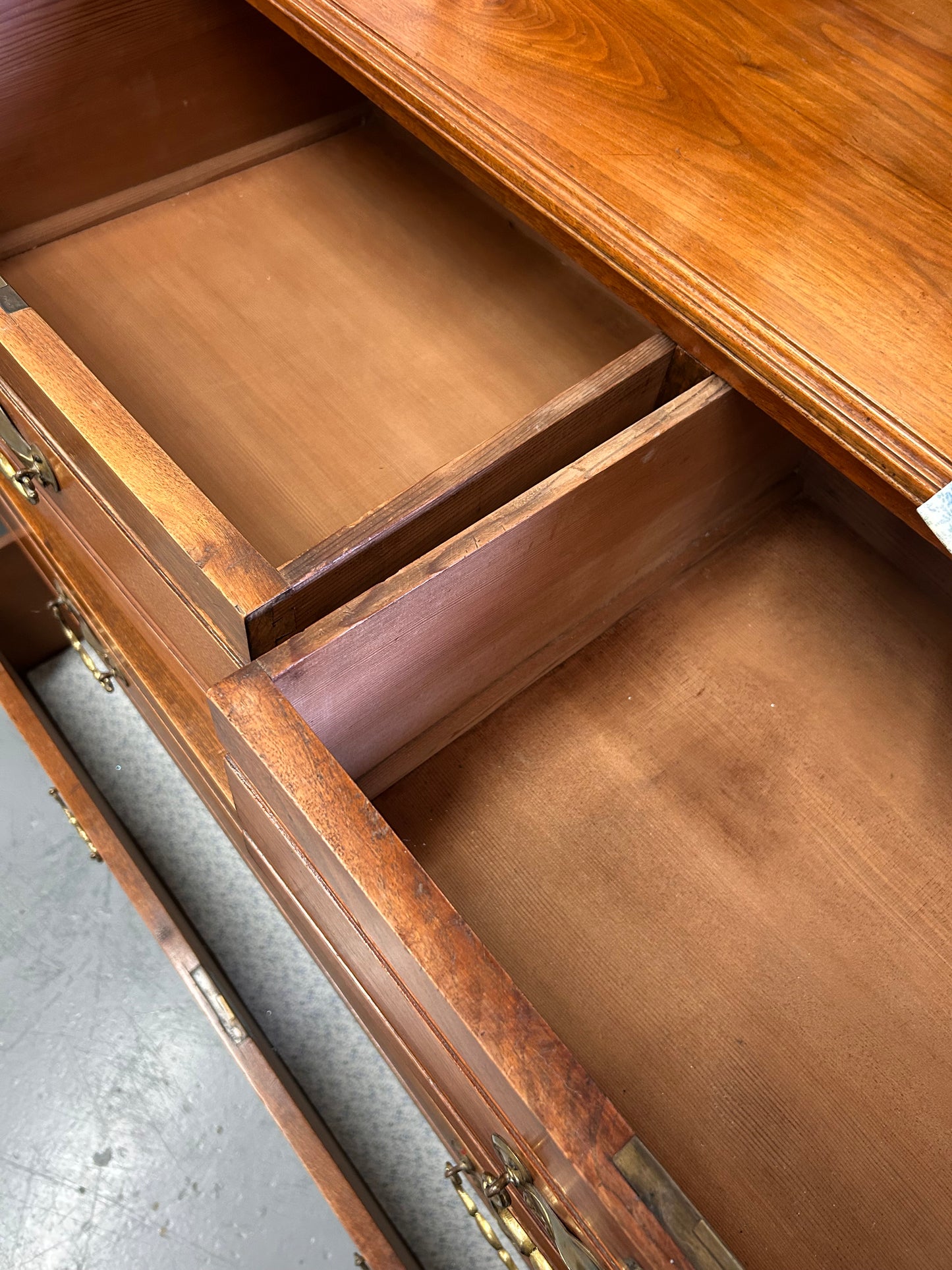 Beautiful Antique Dressing Chest of Drawers with Mirror Good Condition