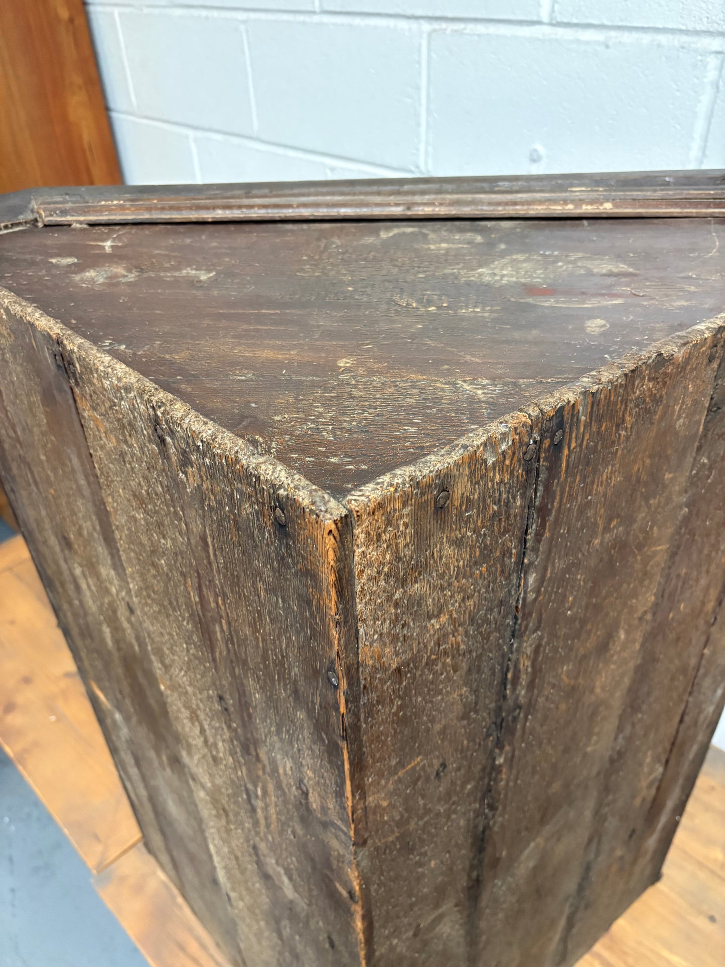 Large Antique Georgian Oak wall hanging corner cupboard cabinet