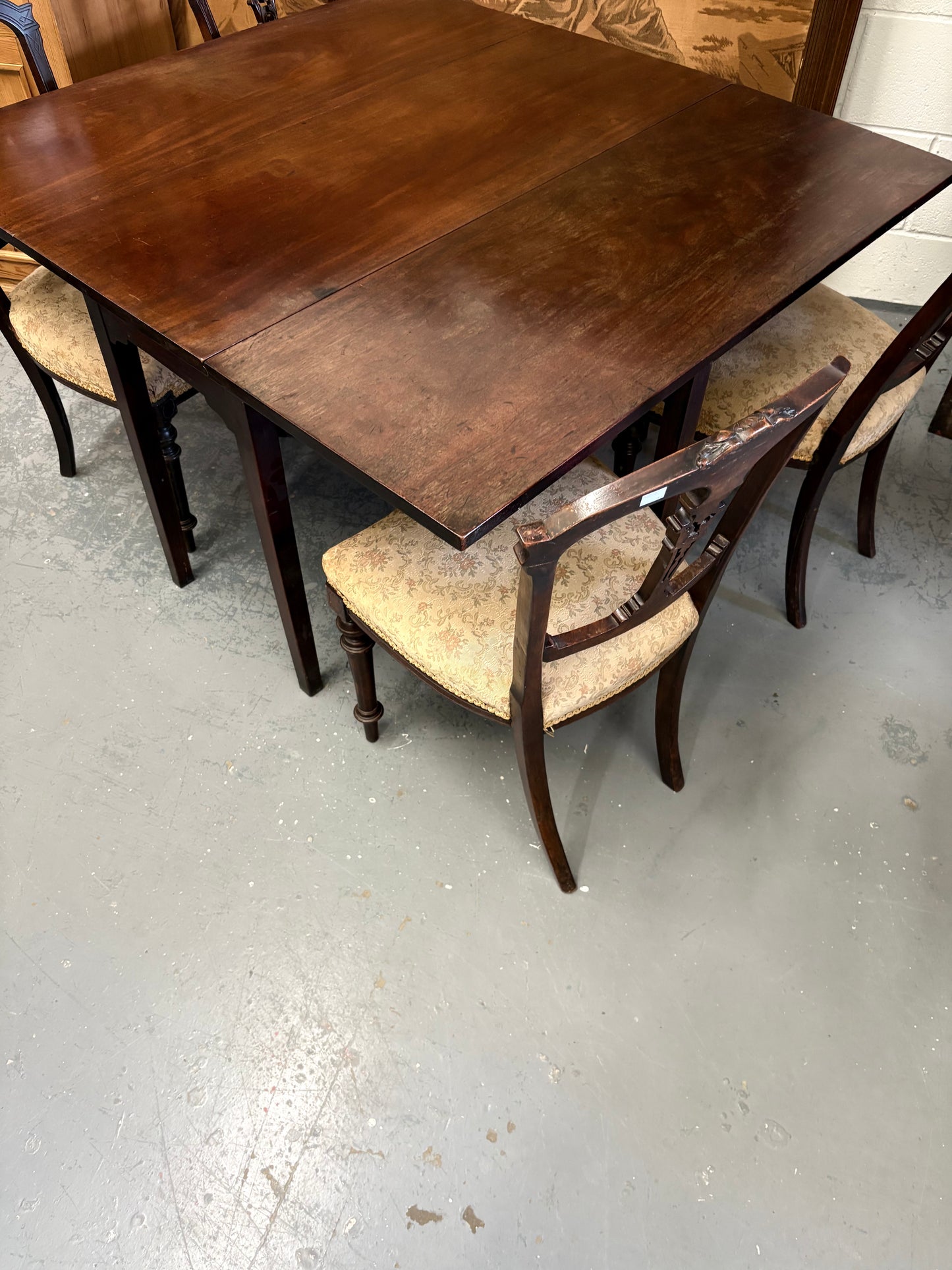 Antique Early 19th Century Mahogany Drop leaf Dining Table