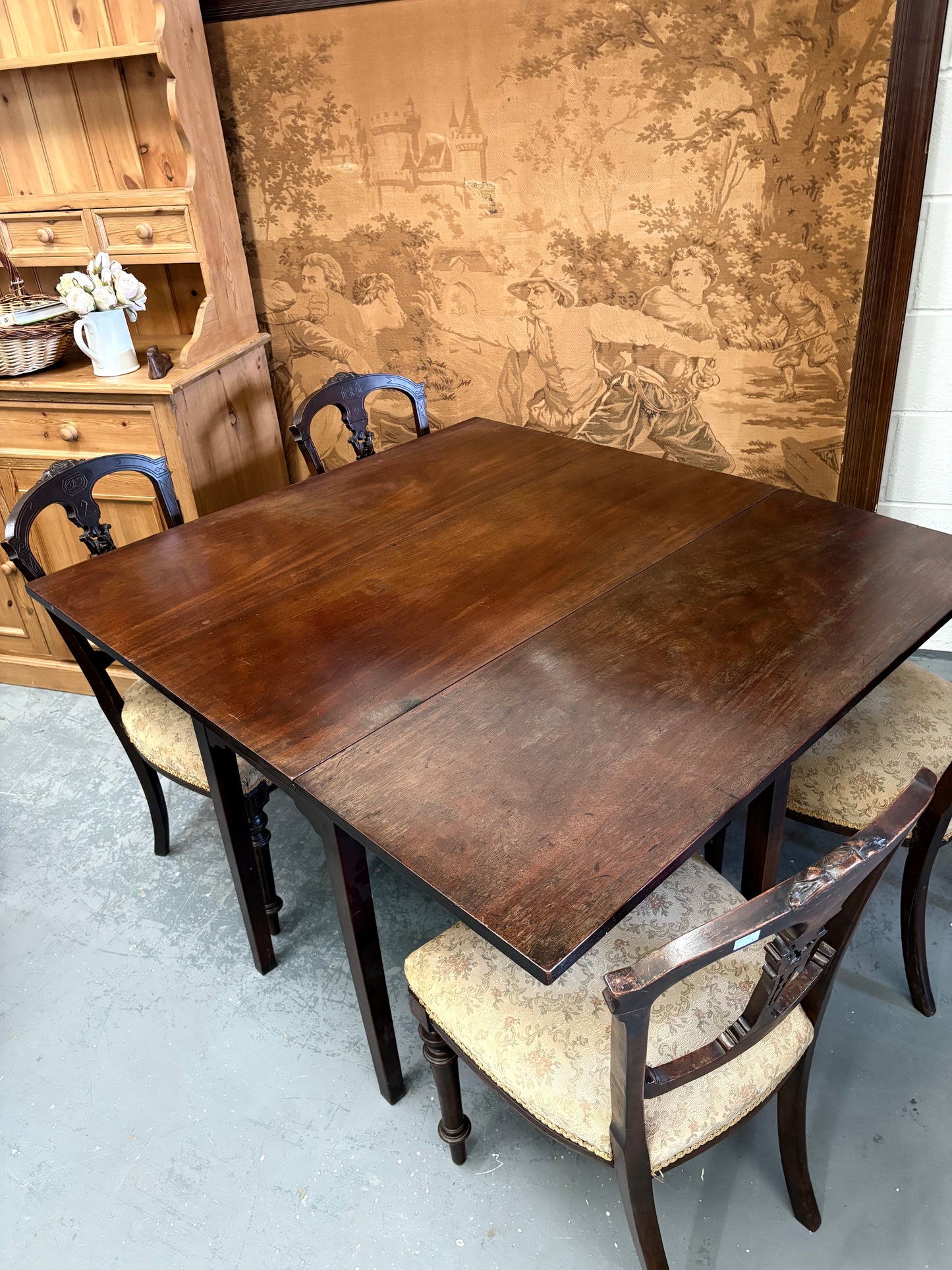 Antique Early 19th Century Mahogany Drop leaf Dining Table