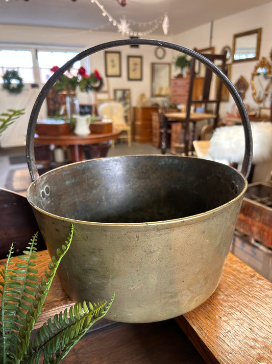 Large Victorian brass and iron jam pan riveted handle