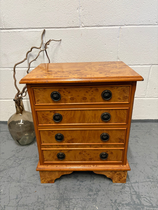 20th century burr walnut Chest of 3 drawers Ideal side / lamp table