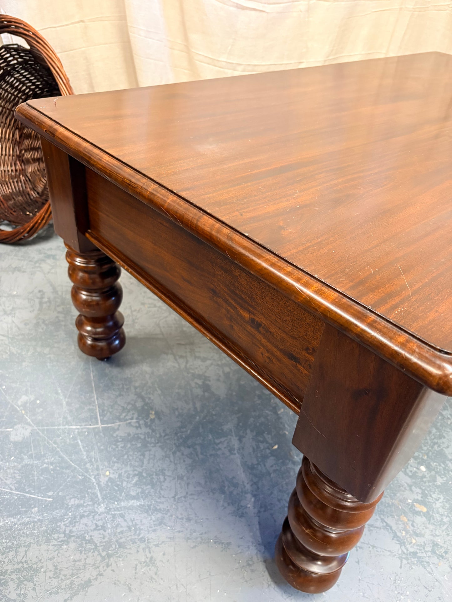 20th century Vintage mahogany coffee table with drawers