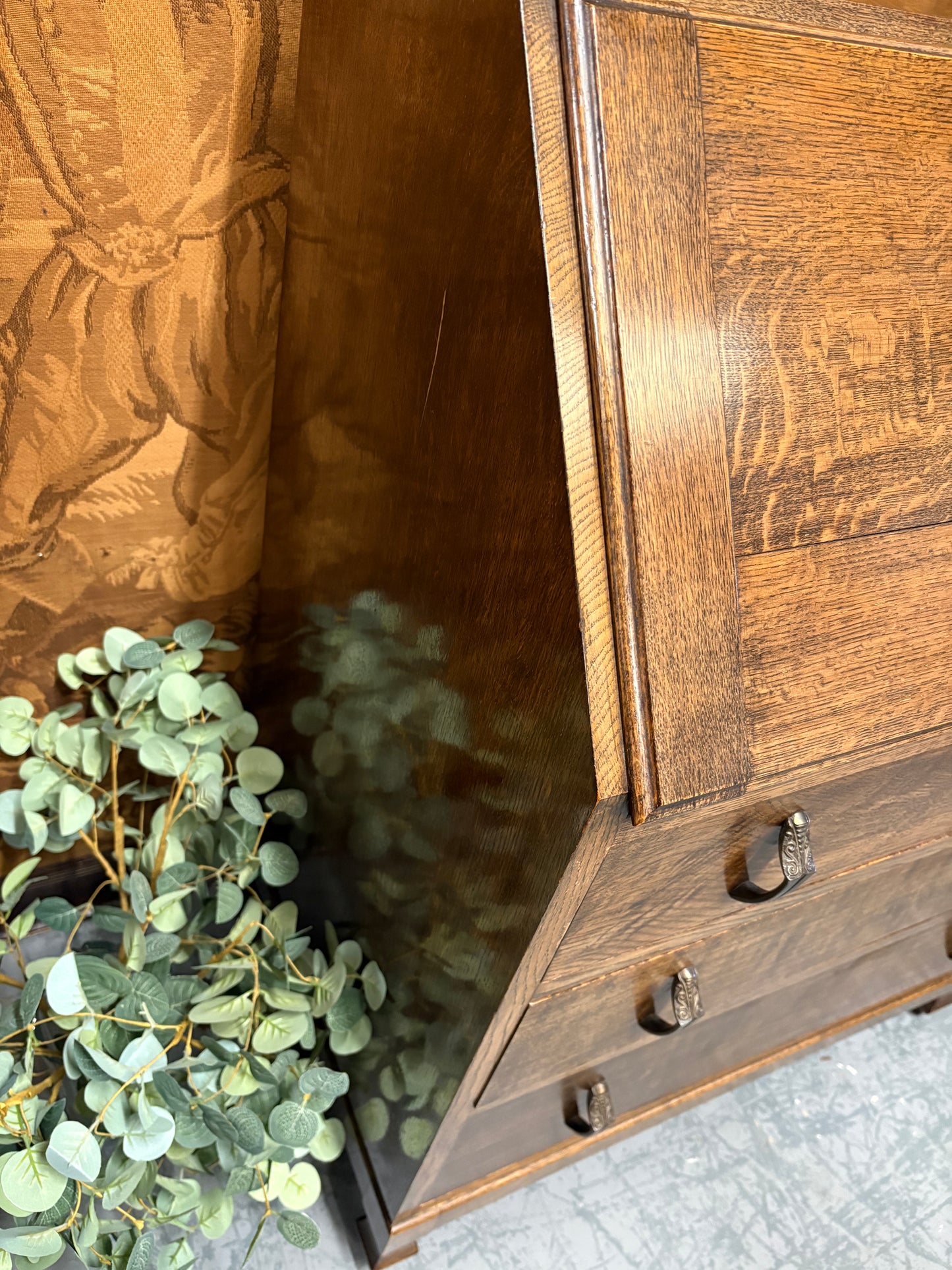Vintage Fold down Oak bureau writing desk drawers Superb item