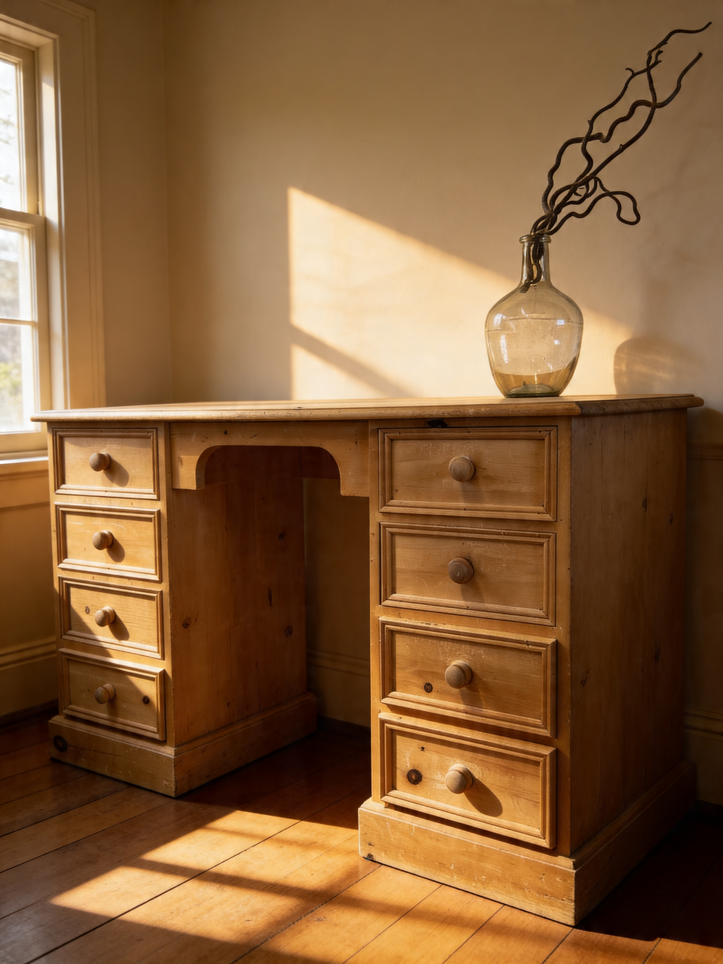 Quality Vintage pine desk dressing table with 8 Drawers Country Farmhouse style