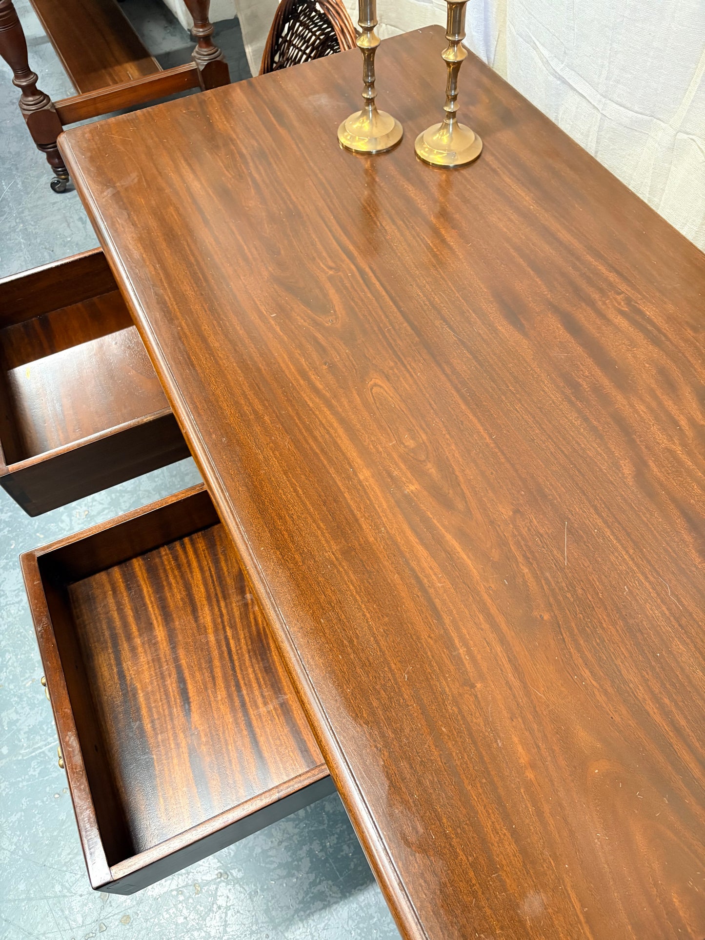 20th century Vintage mahogany coffee table with drawers