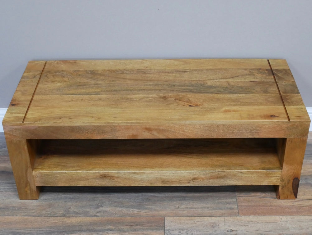 Chunky Practical Rustic Coffee Table Simple Design Suit various interiors Undershelf Storage