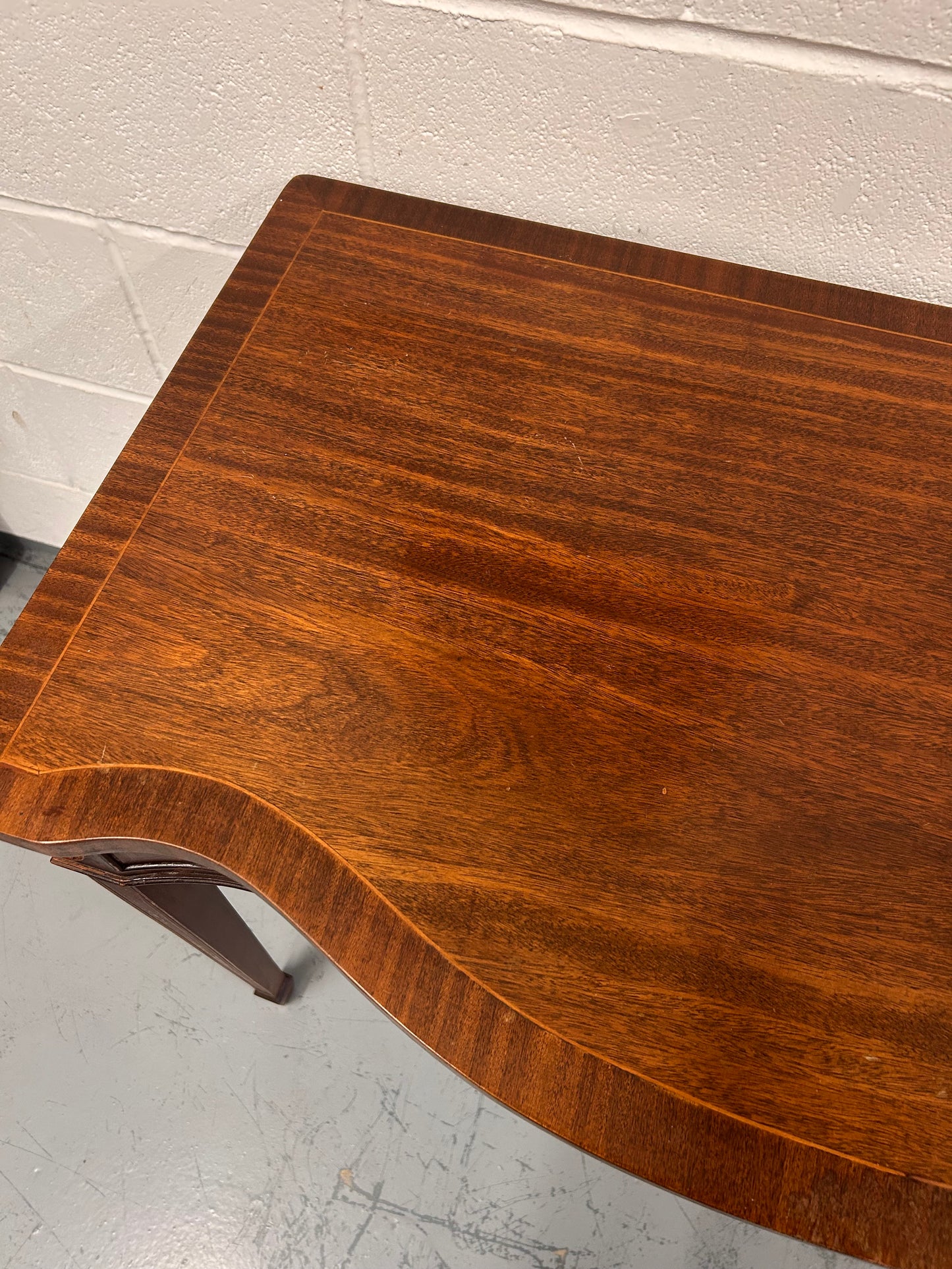 Vintage 1980’s Mahogany side table /writing desk elegant item nice condition