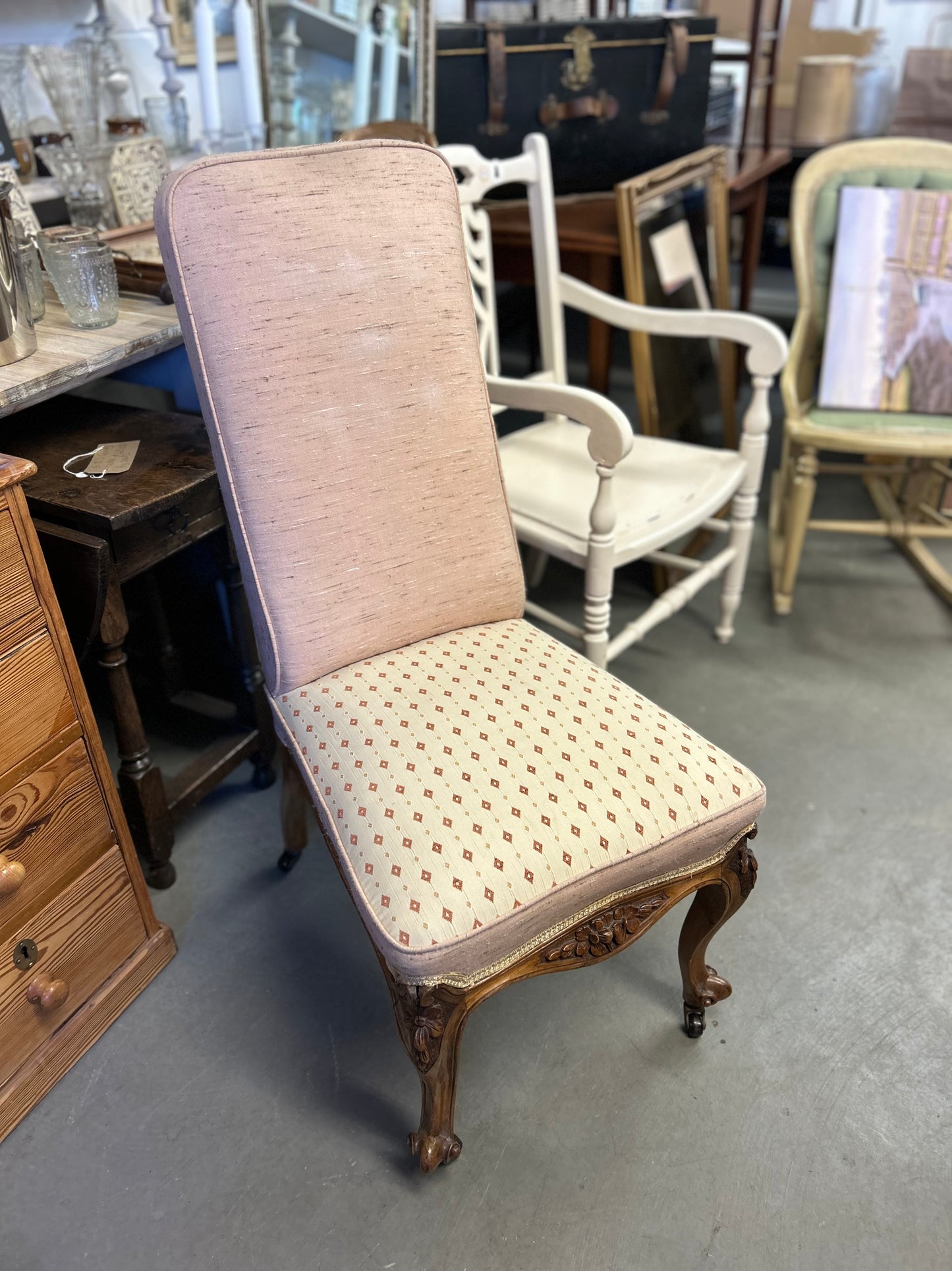 Beautiful Victorian walnut wood dusky pink chair with castors great condition