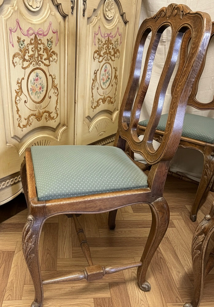 Set of FOUR Early 20th C French Oak Dining Chairs Classic Design