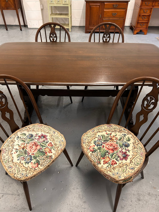 ERCOL ‘Old Colonial’ Vintage dining table with four chairs