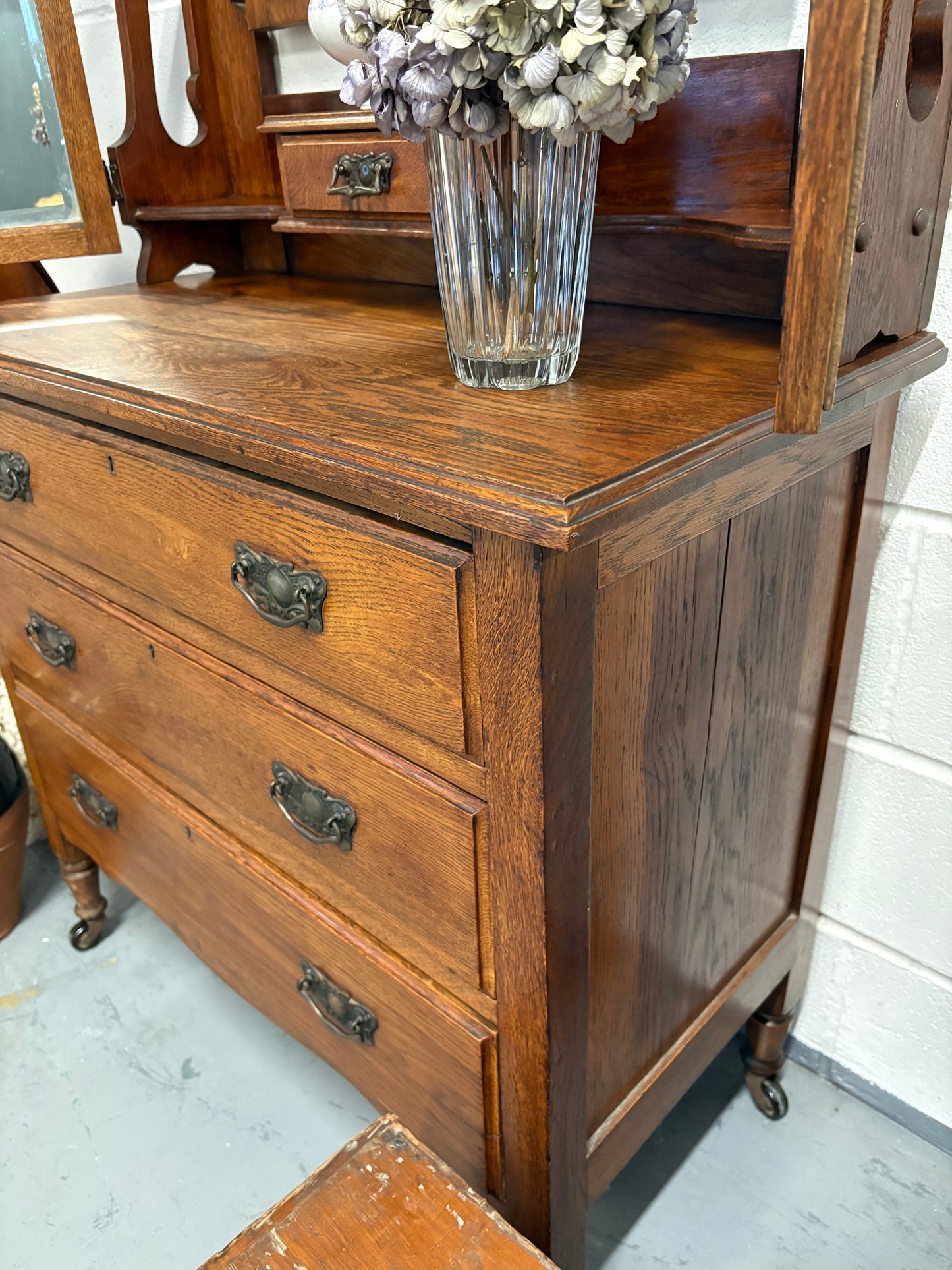 Edwardian Oak Antique Dressing Chest of Drawers with Mirrors