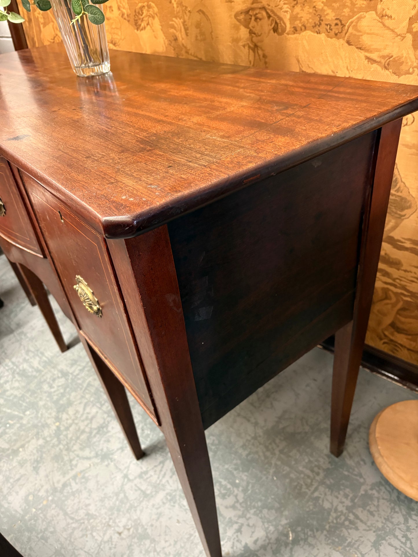 Country House Antique Georgian Mahogany sideboard Console table cupboard