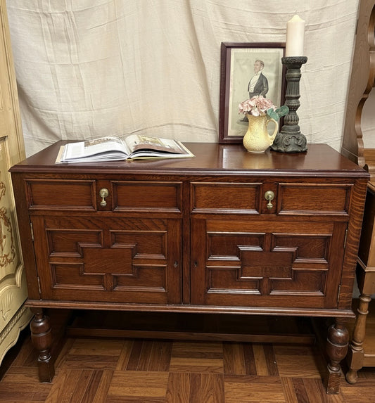 Early 20thC Super Quality Jacobean Revival carved oak sideboard Geometric Design