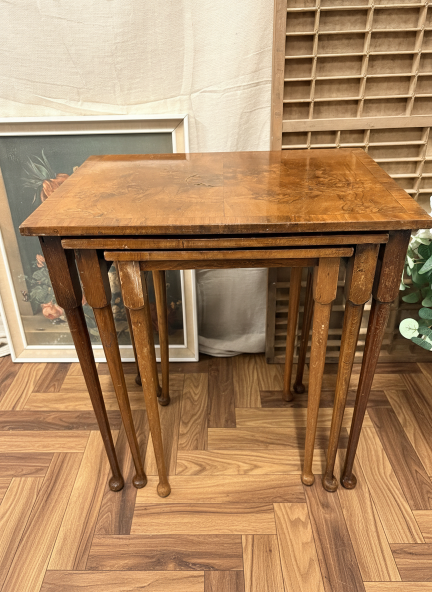 Nest of Antique Burr Walnut Coffee / lamp side / living room tables