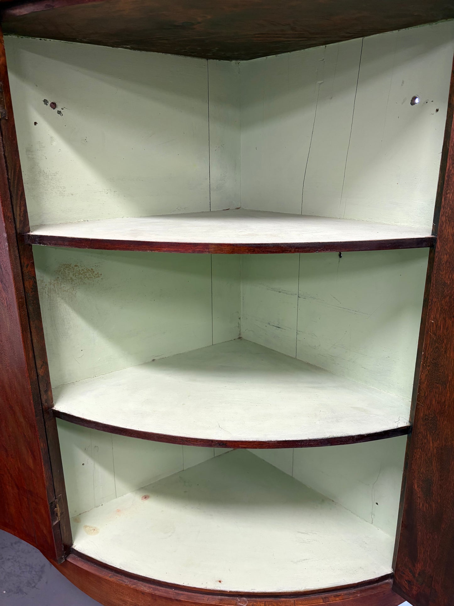 Large Antique Bow Fronted mahogany corner cupboard