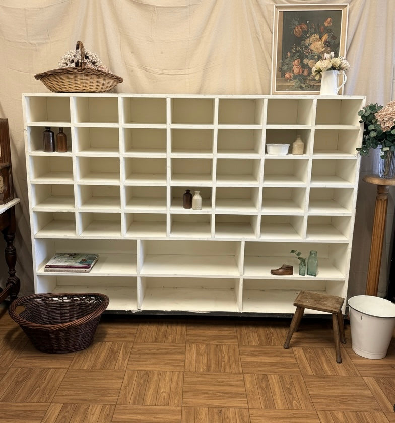 Reclaimed BIG Shop Unit Wood Pigeon Hole Shelving Sorting Storage sections
