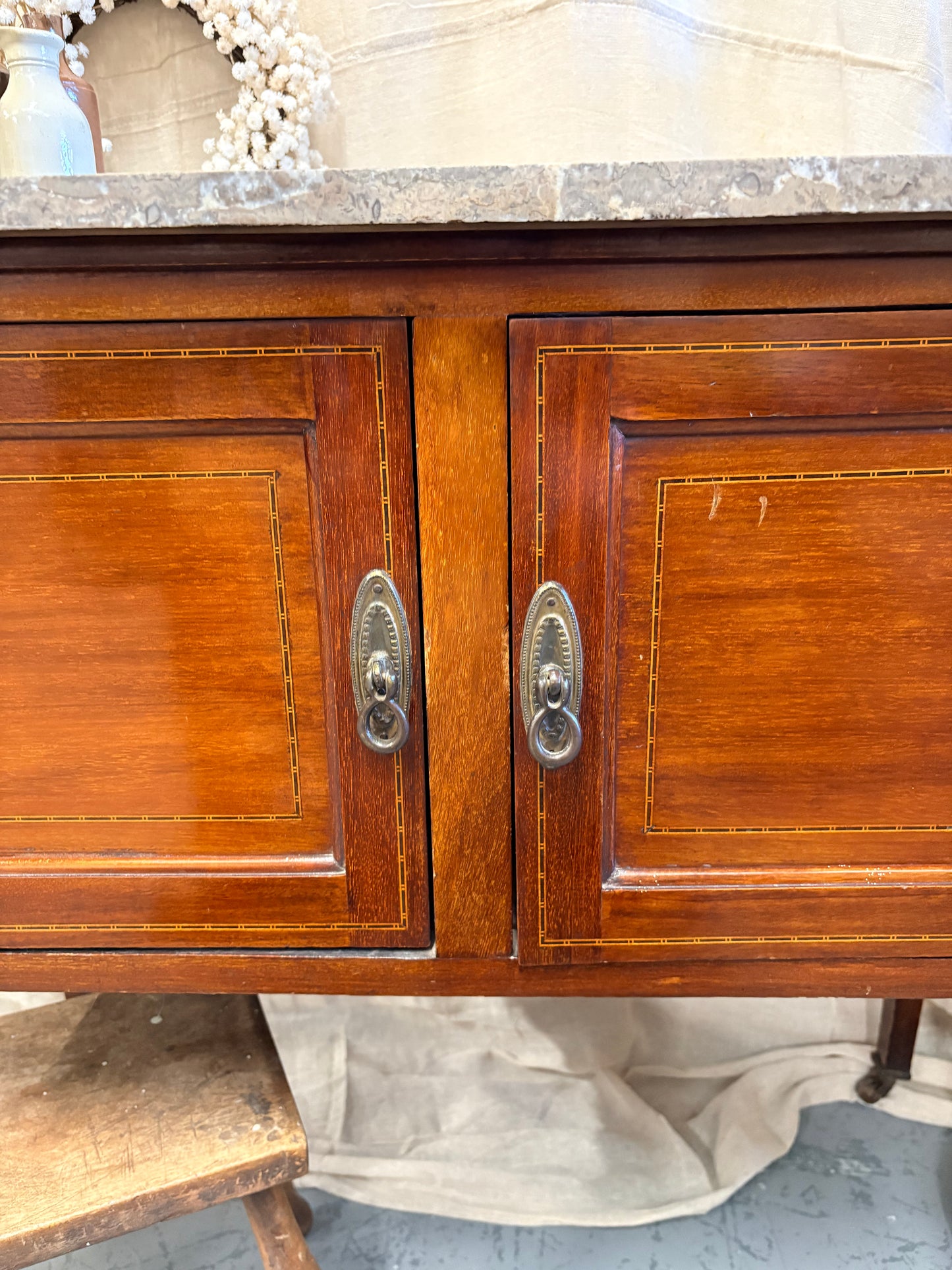 Beautiful Victorian Mahogany Marble Topped Washstand - table console