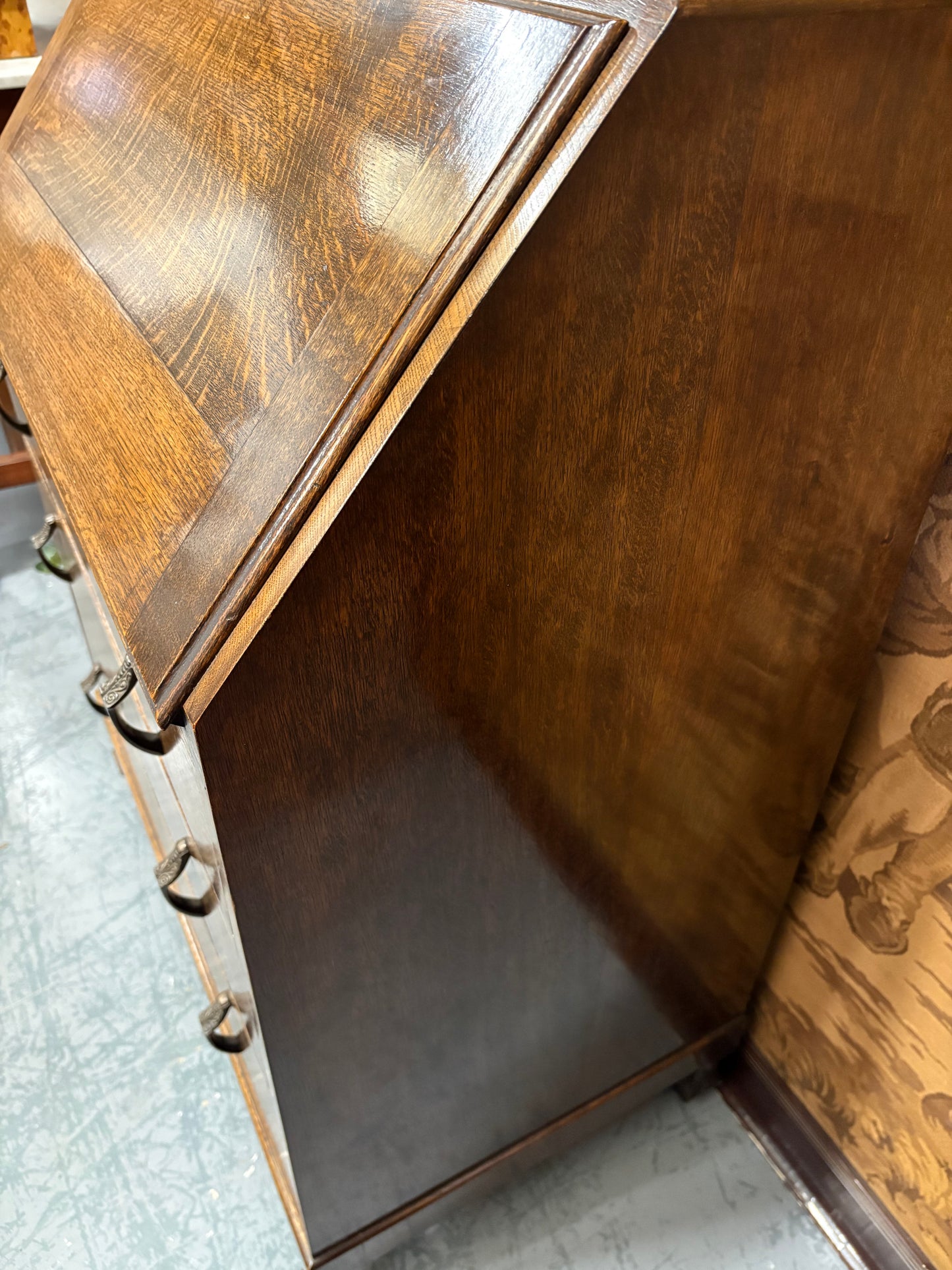 Vintage Fold down Oak bureau writing desk drawers Superb item