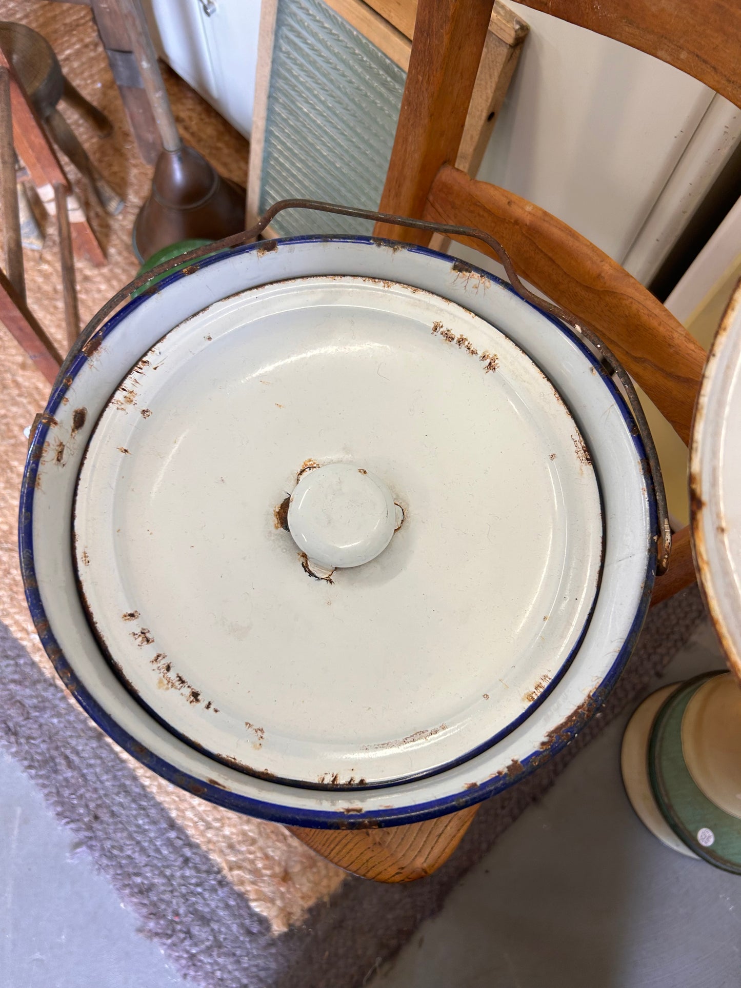 Vintage White Enamel Metal Bucket with lid and Handle - Watertight