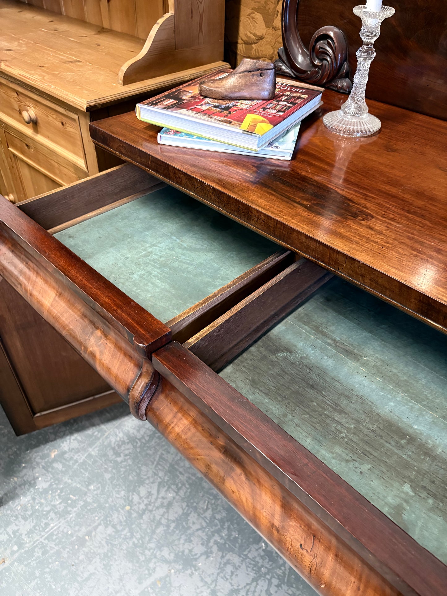 Carved Country House Victorian Mahogany sideboard Console table cupboard drawers