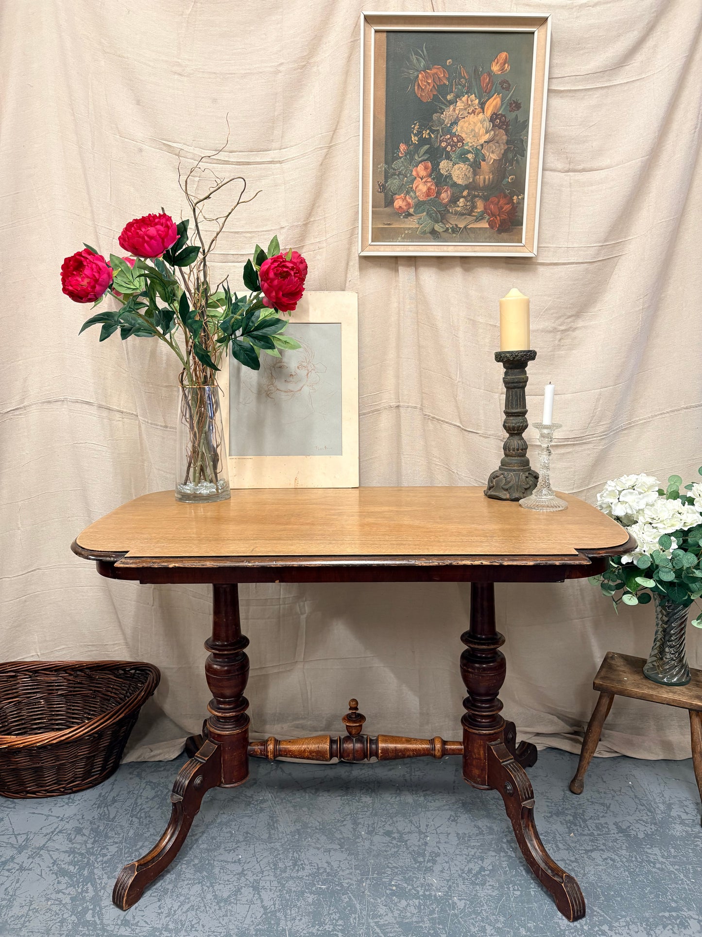 Traditional Victorian Mahogany sofa side / console Table / Desk /Dressing Table