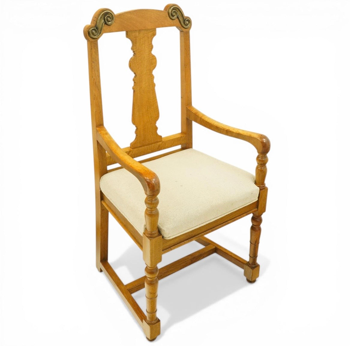 Luxury Quality mango wood dining suite, comprising a refectory dining table and 6 Chairs.