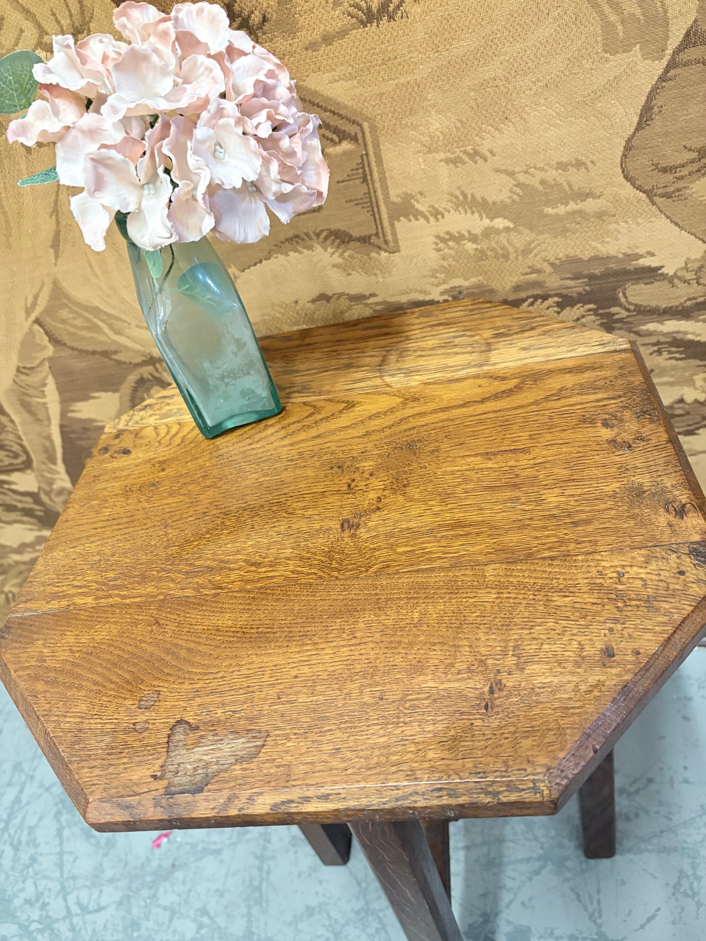 Heavy Art Deco occasional table with square legs and undertier
