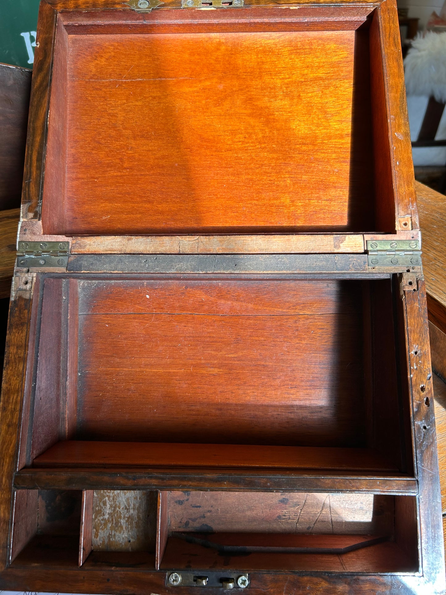 Beautiful Victorian writing slope keepsake box with brass hardware