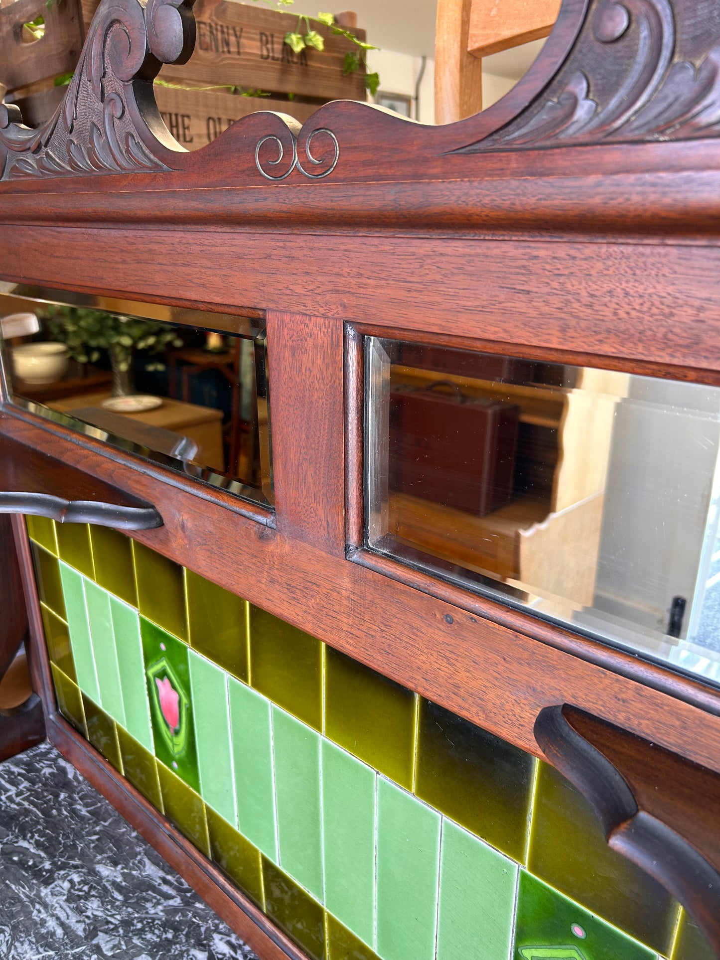 Magnificent late 19th century tiled mirrored and marble topped washstand