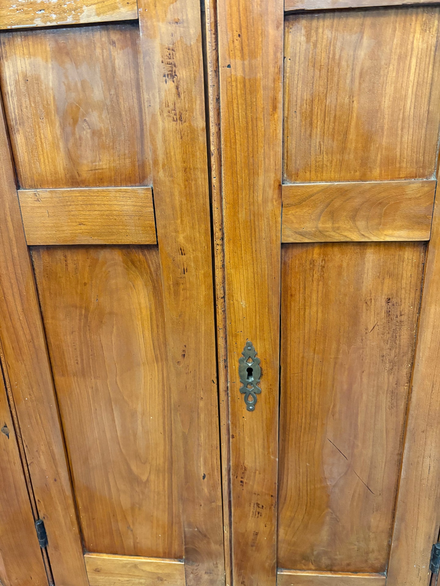 Antique wall hanging corner cupboard cabinet Good Colour